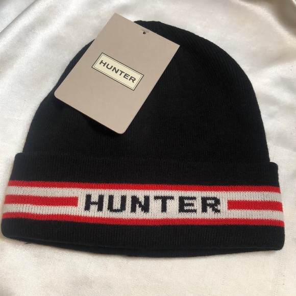 Hunter Branded Striped Cuffed Beanie Hat Color Black Multi One Size NWT - Picture 7 of 14